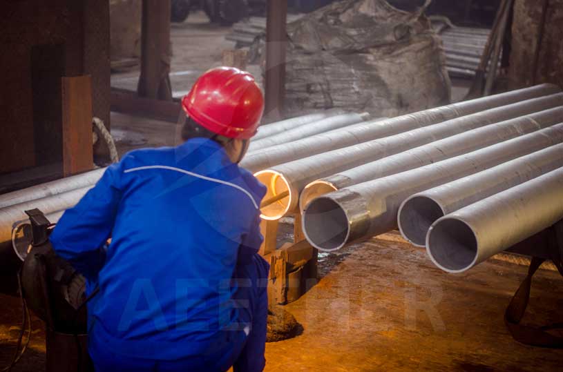 Hastelloy B-2 seamless pipe polishing