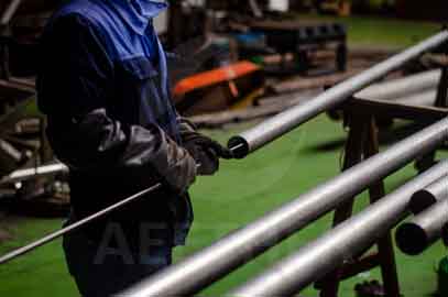 Hastelloy B-2 seamless tube polishing